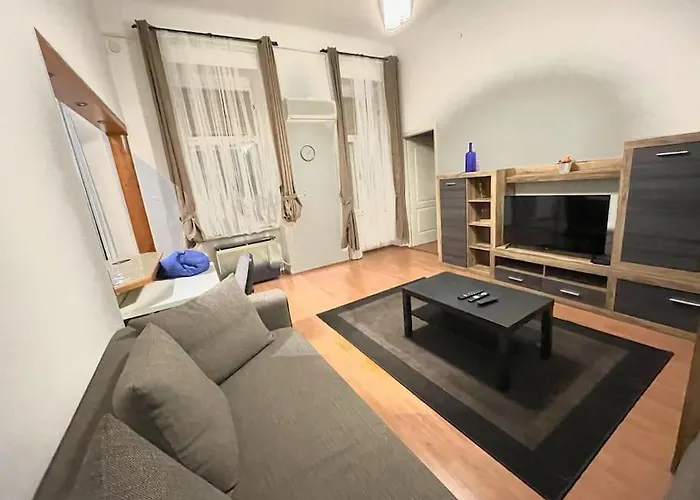 Csengery Apartmán *